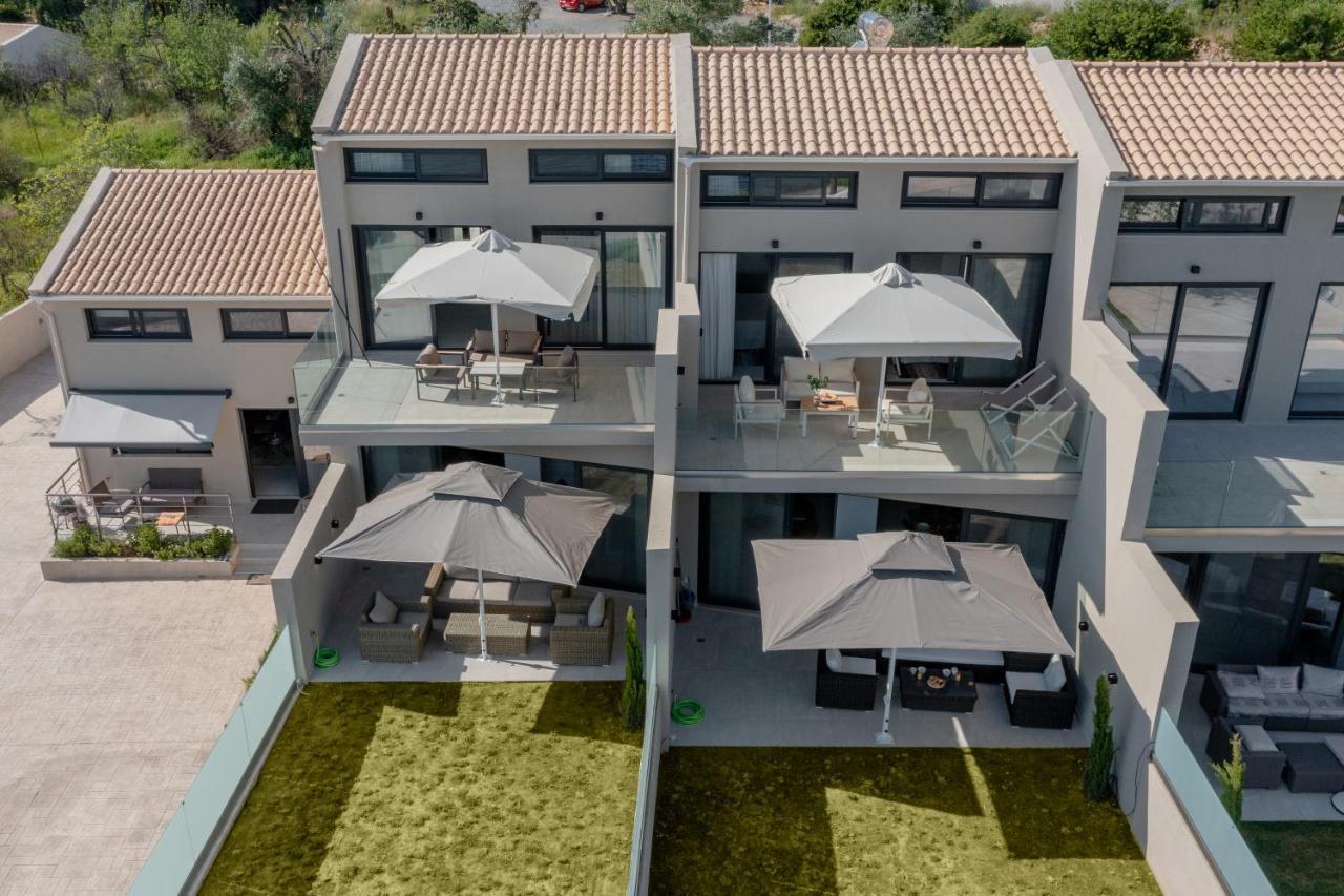 Swans Luxury Homes Комено Екстериор снимка